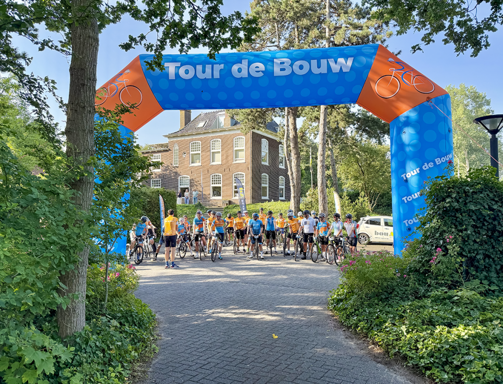 Tour de Bouw 2026 - Start bouAd Adviesgroep