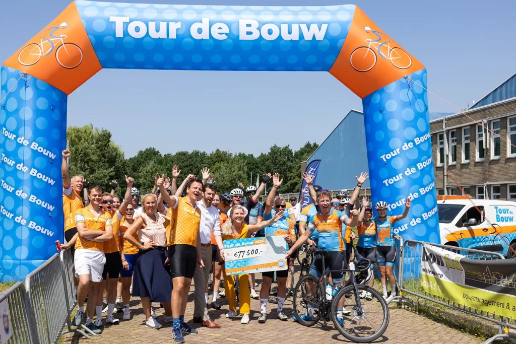 Tour de Bouw 2026 - in actie voor Prinses Máxima Centrum en Odensehuizen - Foto Richard Nell